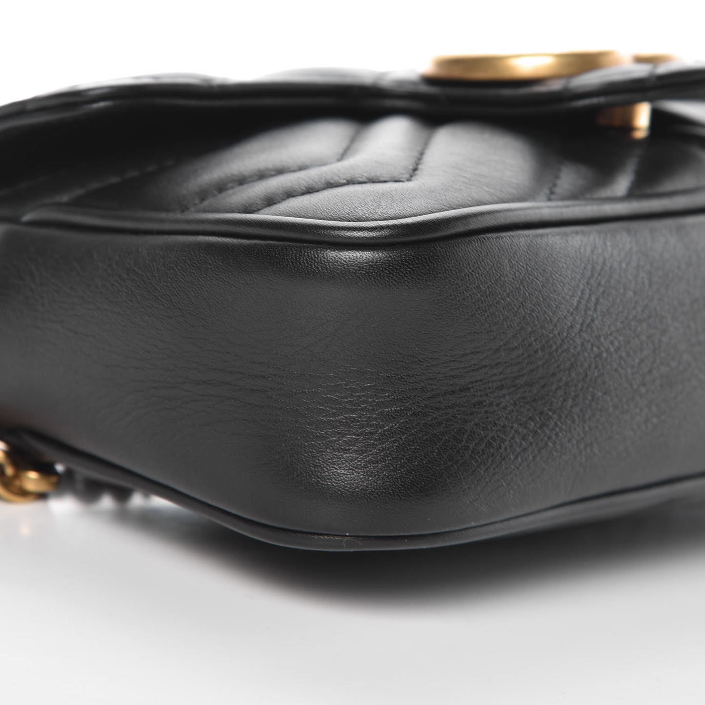 Calfskin Matelasse Super Mini GG Marmont Shoulder Bag Black