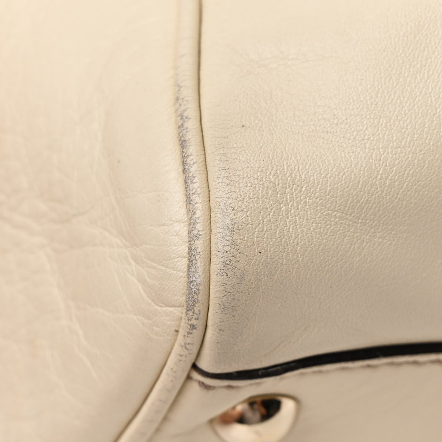 Calfskin Medium Britt Boston Ivory