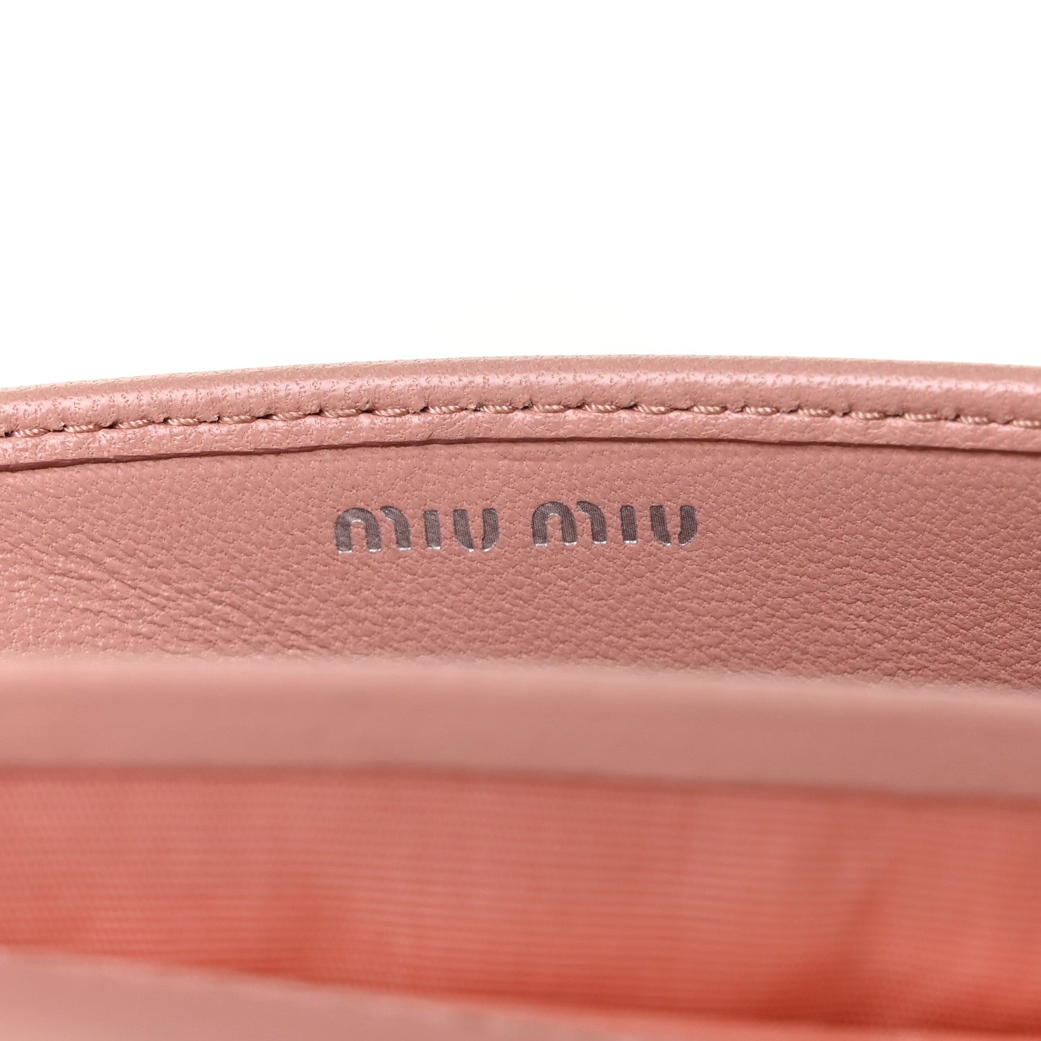 Miu Miu Nappa Matelasse Wallet On Chain Orchidea 5 of 10