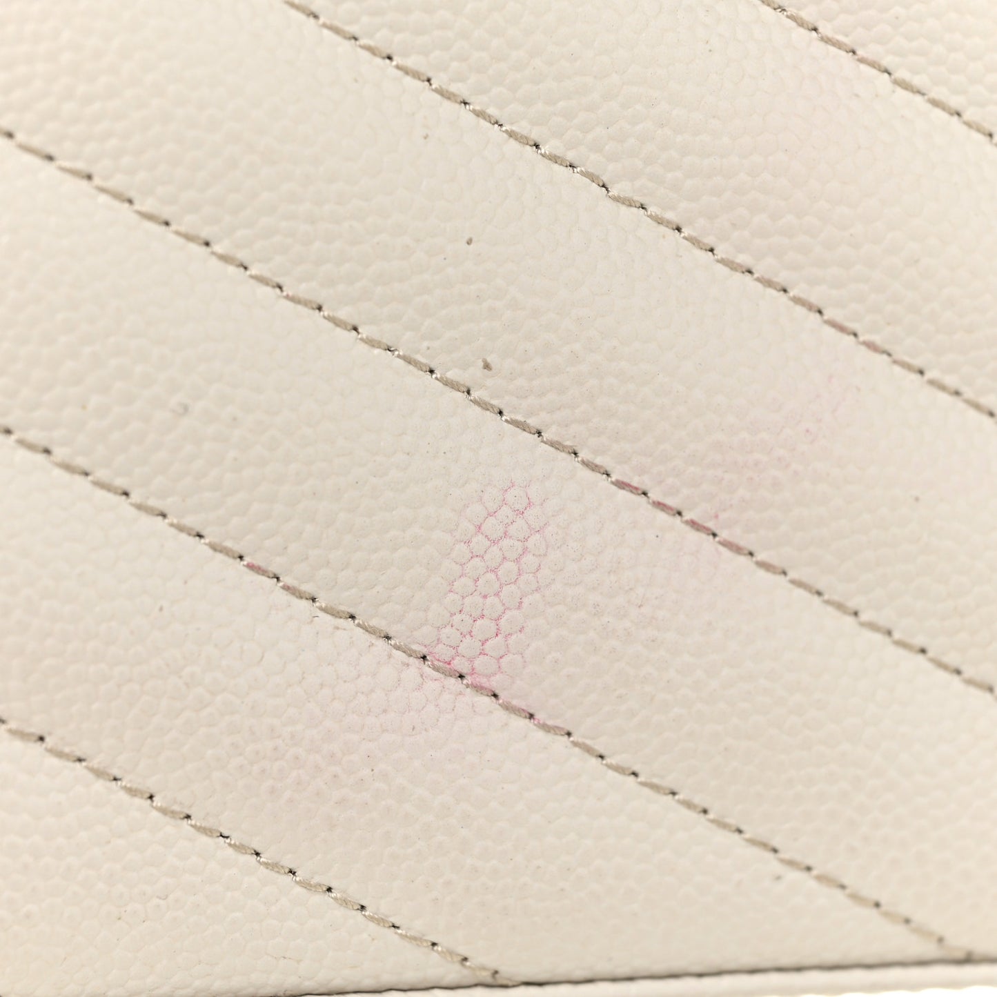 Grain De Poudre Matelasse Chevron Monogram Chain Wallet Icy White