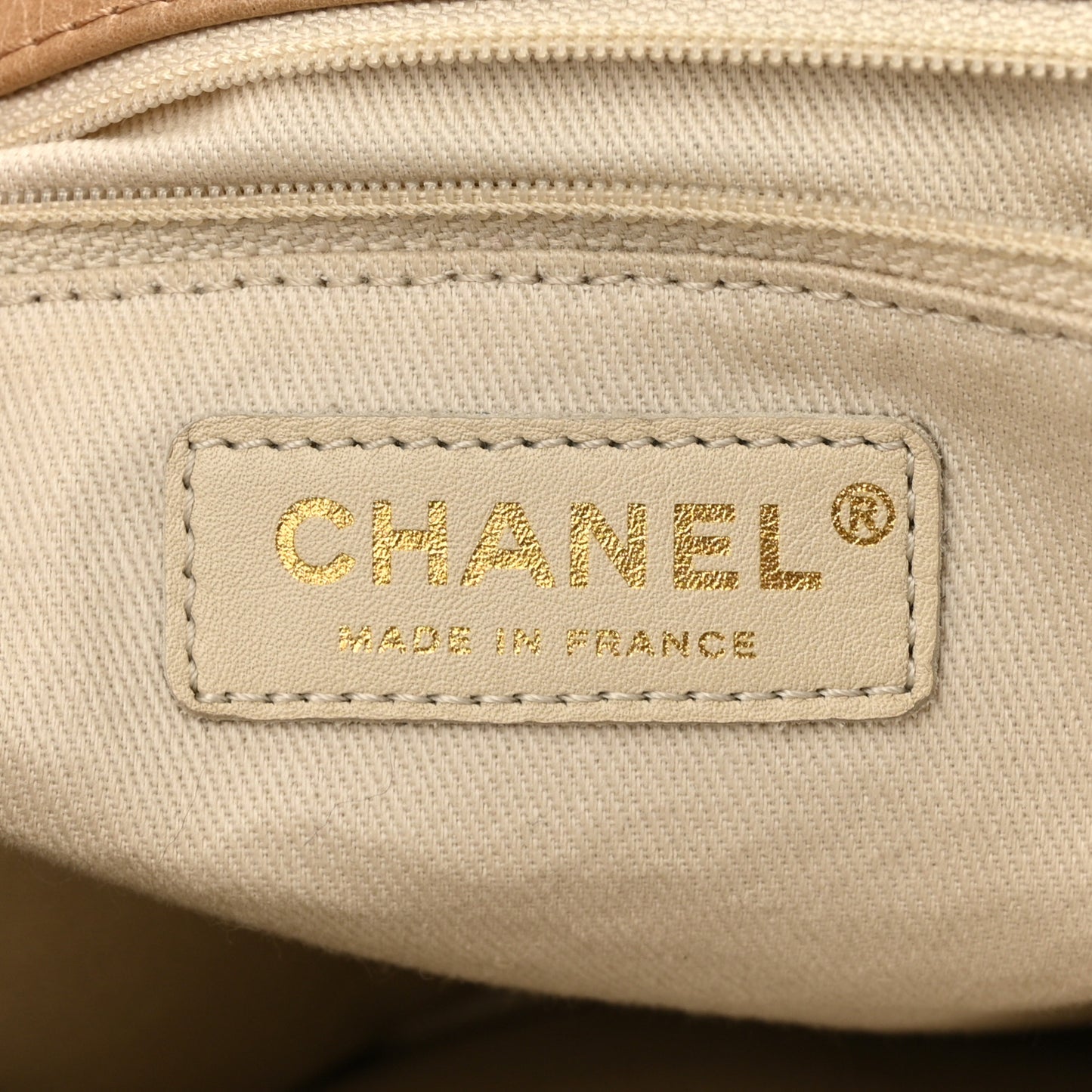Glazed Calfskin Quilted Medium Bubble CC Flap Beige