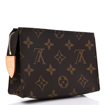 Louis Vuitton Monogram Toiletry Pouch 15 3 of 8