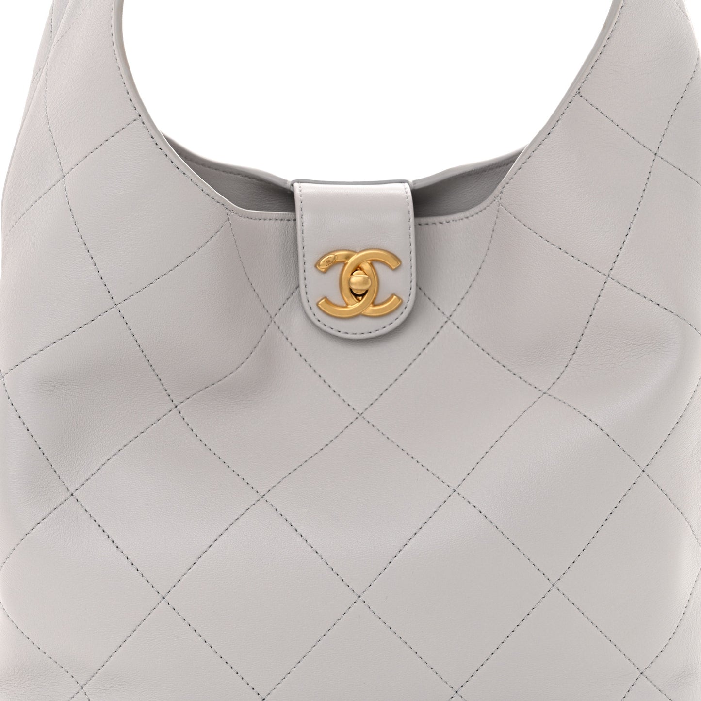 Shiny Lambskin Lambskin Quilted Medium Hobo Grey