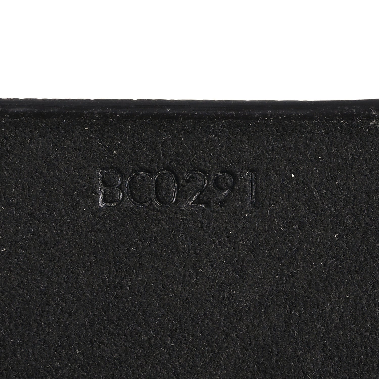 Louis Vuitton Monogram Dauphine iPhone 12/12 Pro Bumper 6 of 12