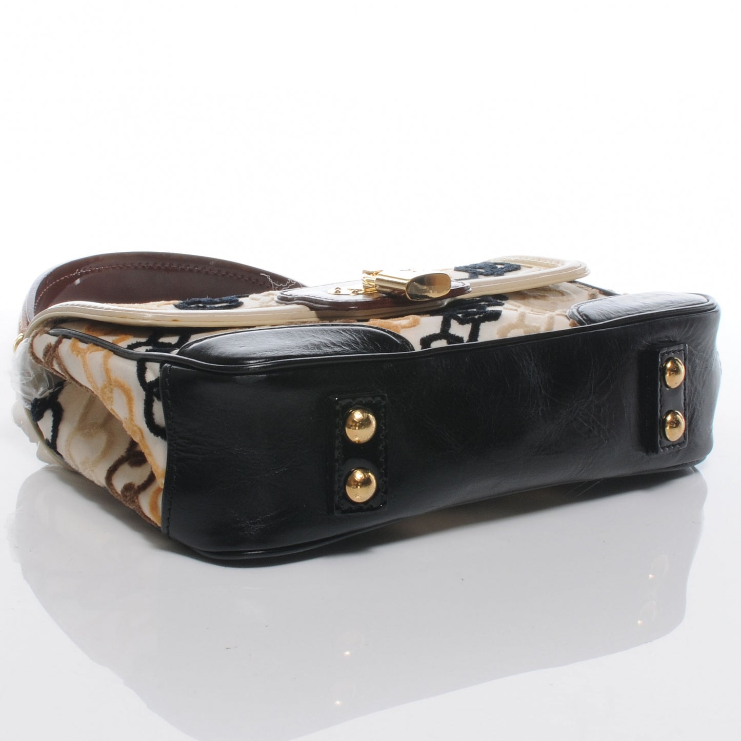 Velvet Chain Pochette Rabat