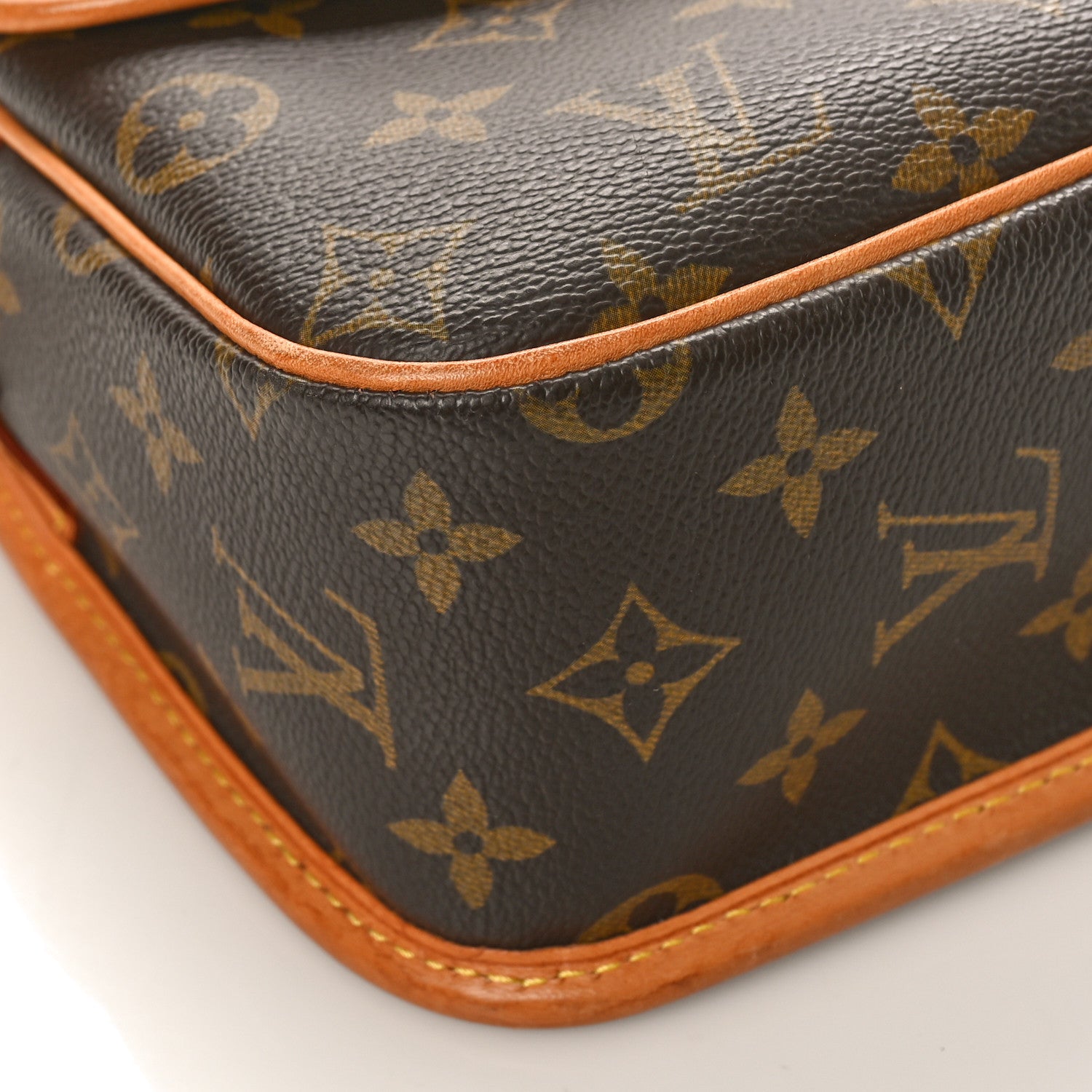 Louis Vuitton Monogram Sologne 10 of 16