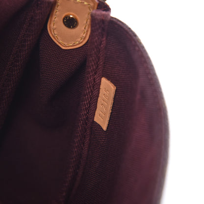 Louis Vuitton Monogram Favorite MM 8 of 8