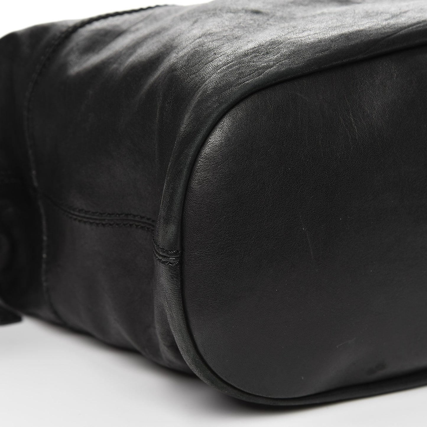 Lambskin Medium Nightingale Black