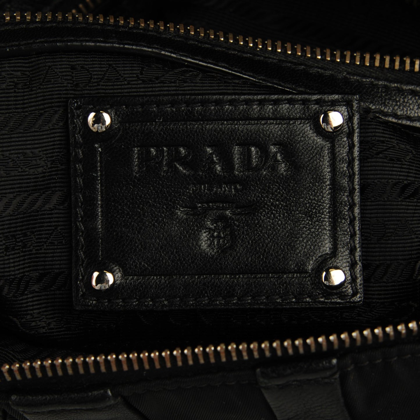 Tessuto Nappa Mordore Tote Nero Black