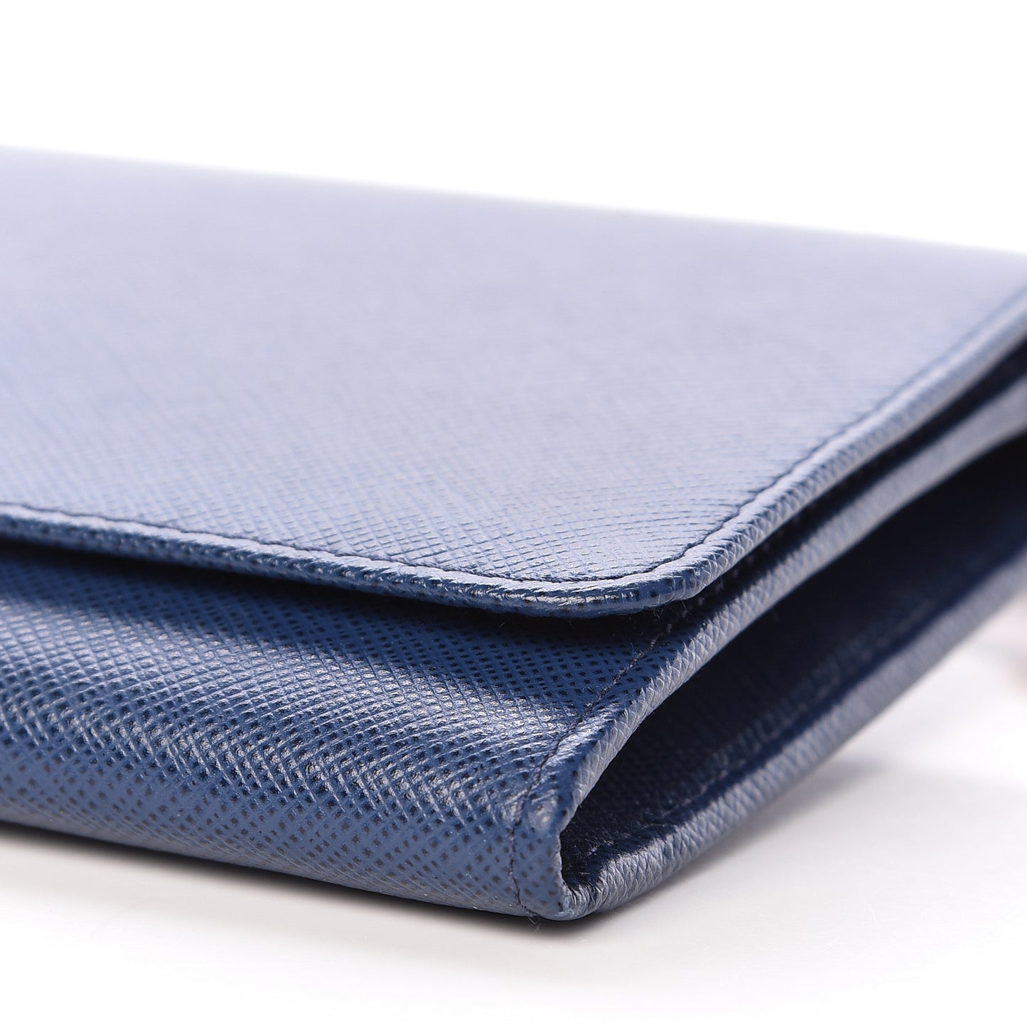 Saffiano Metal Oro Chain Wallet Bleuette