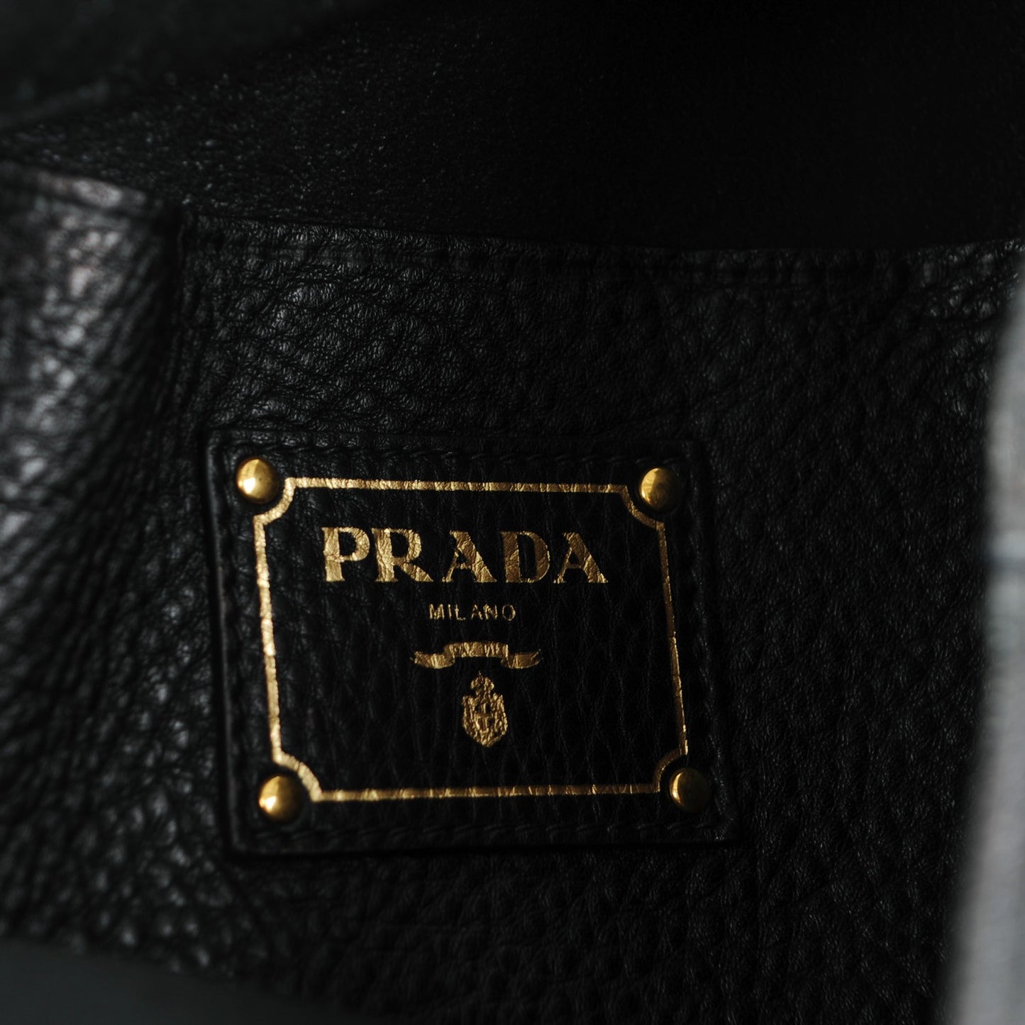 Vitello Daino Tote Nero Black