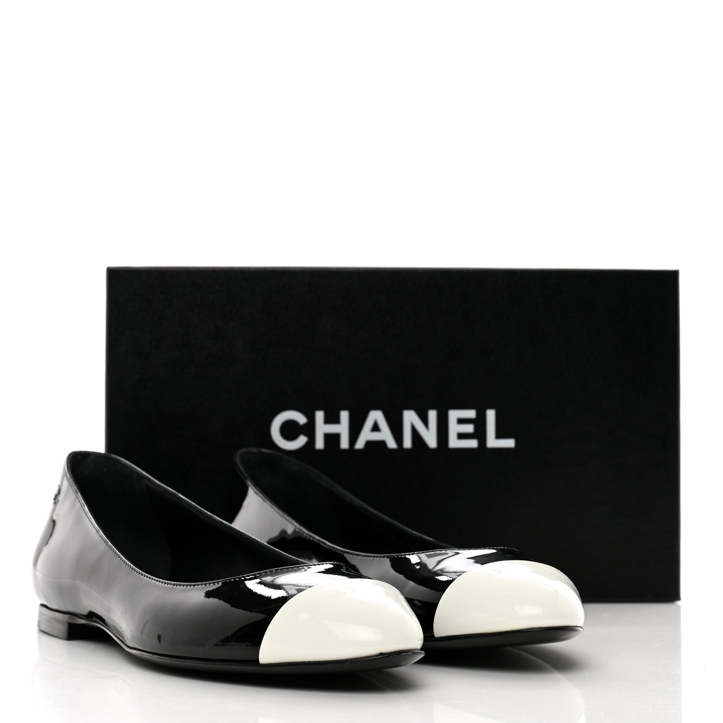 Patent Cap Toe Ballerina Flats 40 Black White