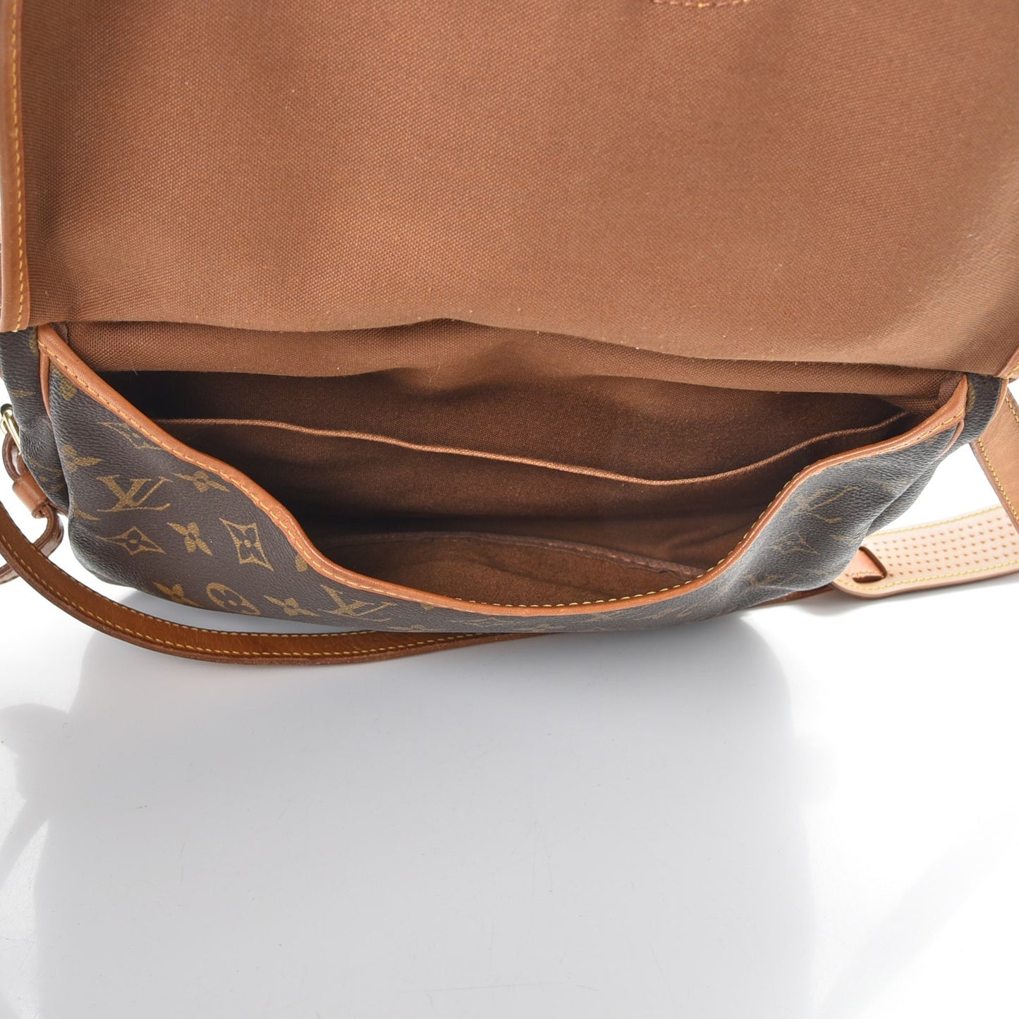 Monogram Saumur 30