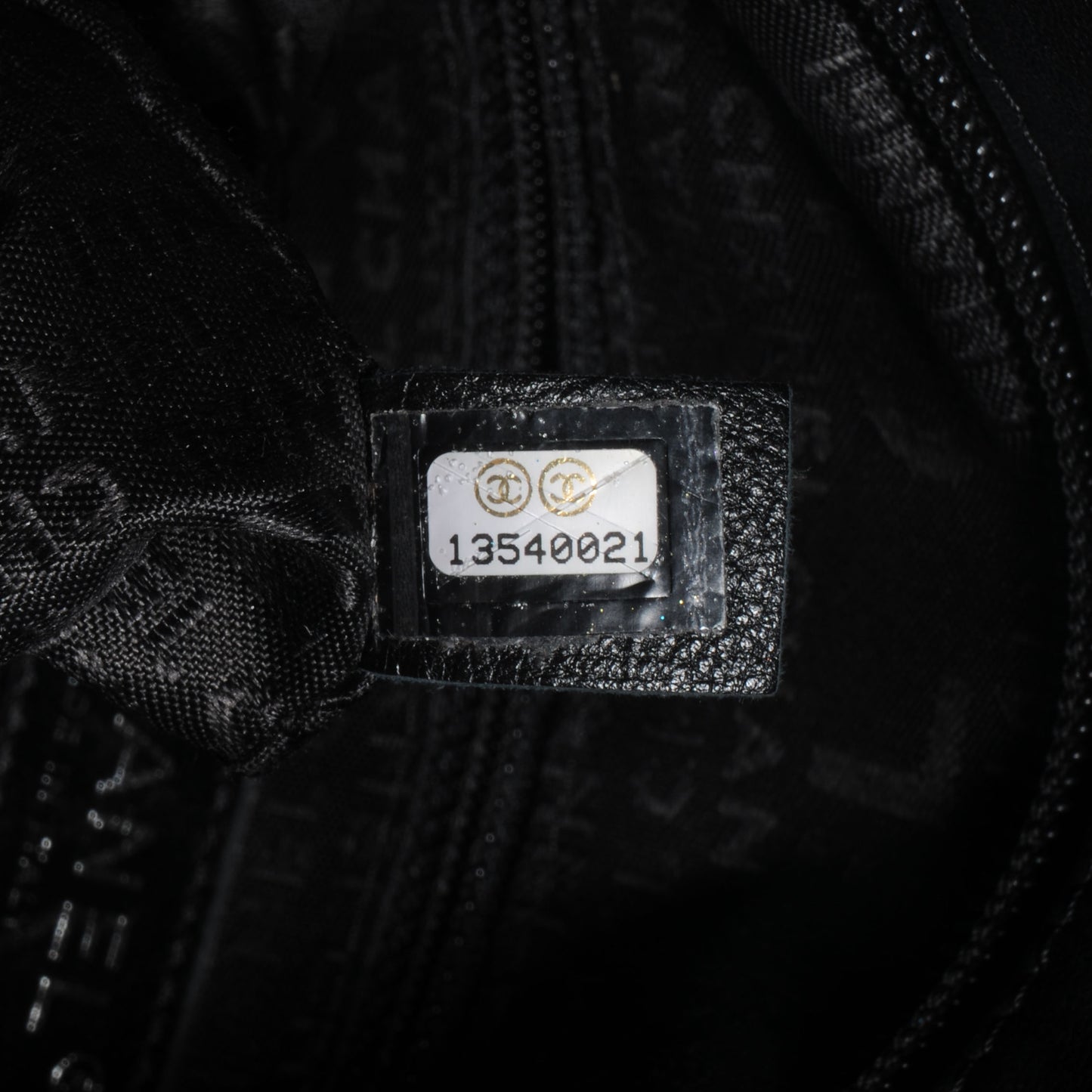 Lambskin Medium Ultimate Soft Tote Black