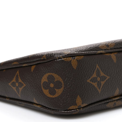 Louis Vuitton Monogram Chain Pochette Accessories 8 of 10