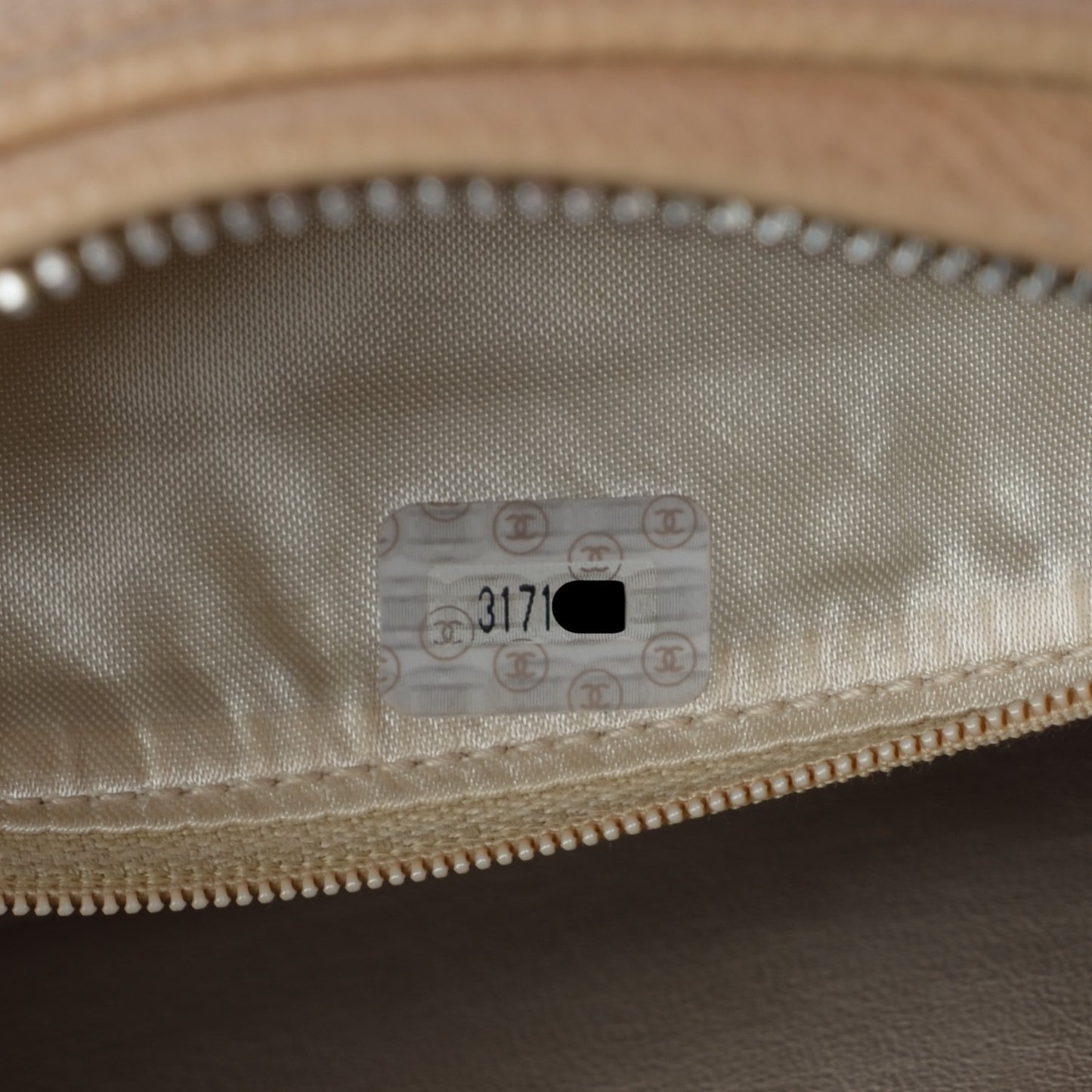 Caviar Quilted Shoulder Bag Beige
