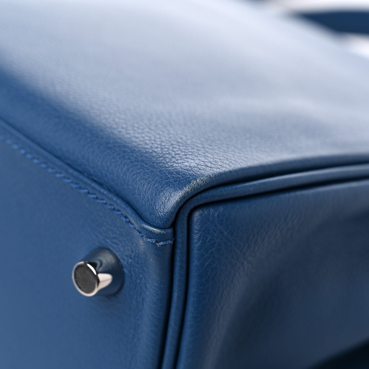 Evercolor Kelly Retourne 28 Bleu Azur