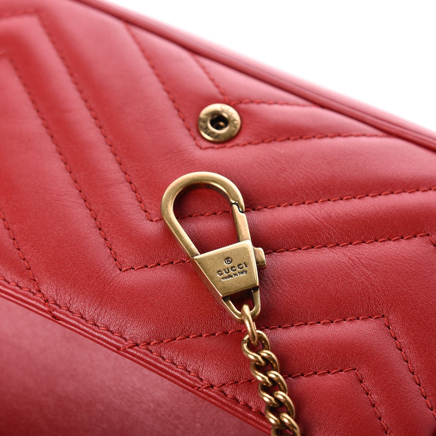 Calfskin Matelasse Super Mini GG Marmont Shoulder Bag Hibiscus Red