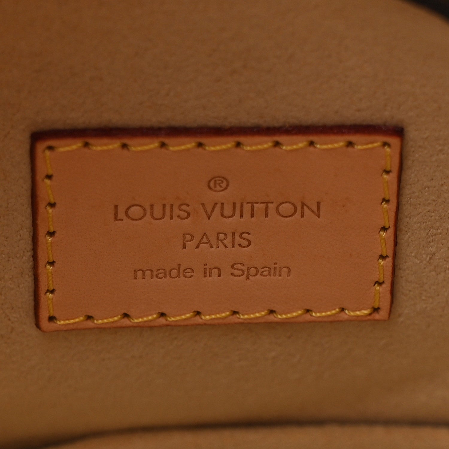 Louis Vuitton Monogram Artsy MM 5 of 8