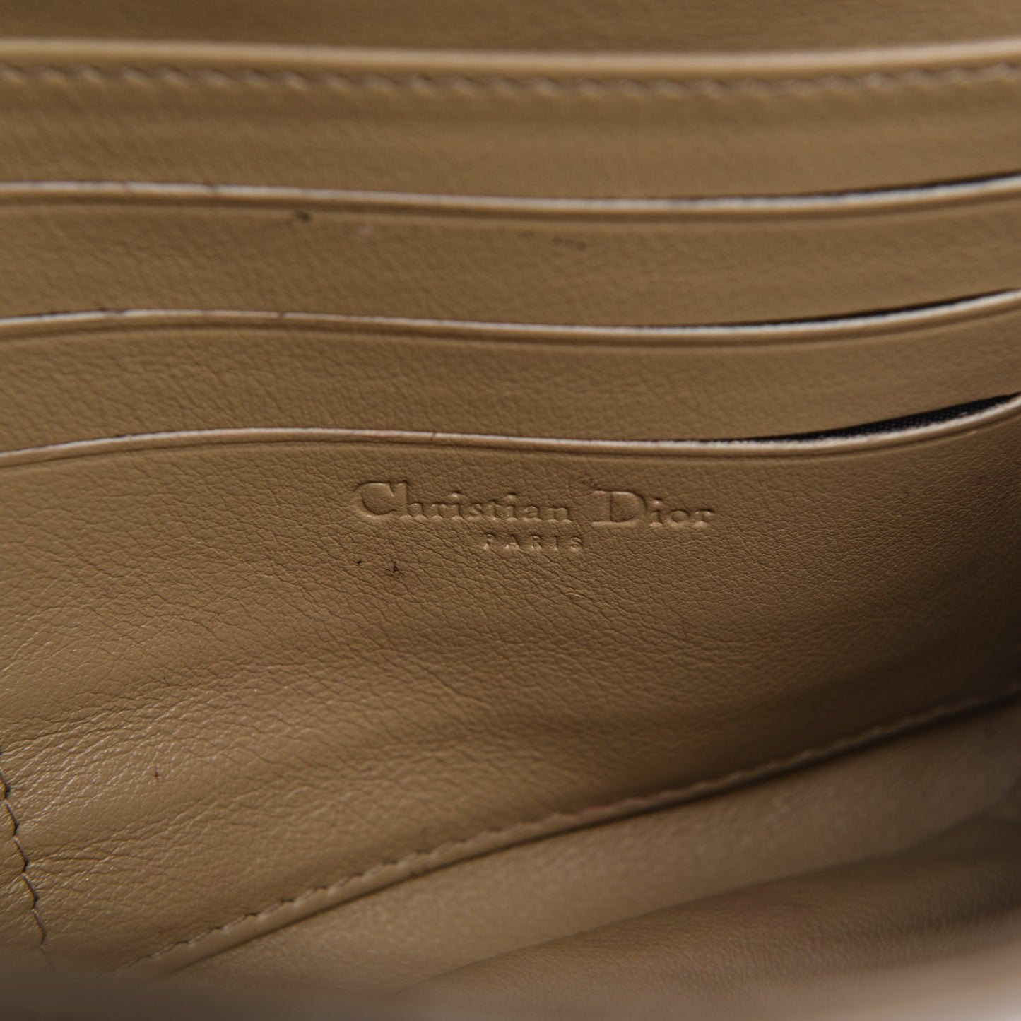 Patent Cannage New Lock Pouch Beige