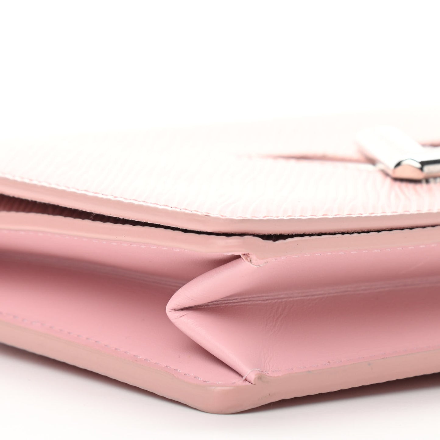 Epi Twist Belt Chain Wallet Rose Ballerine