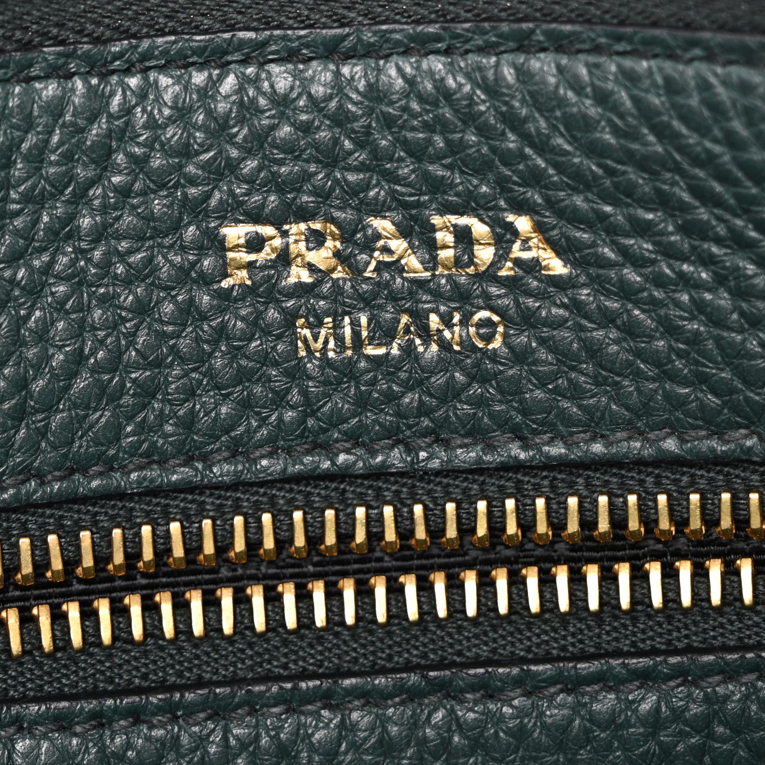 Prada Vitello Phenix Zip Crossbody Bag Smeraldo 1906640 – FASHIONPHILE