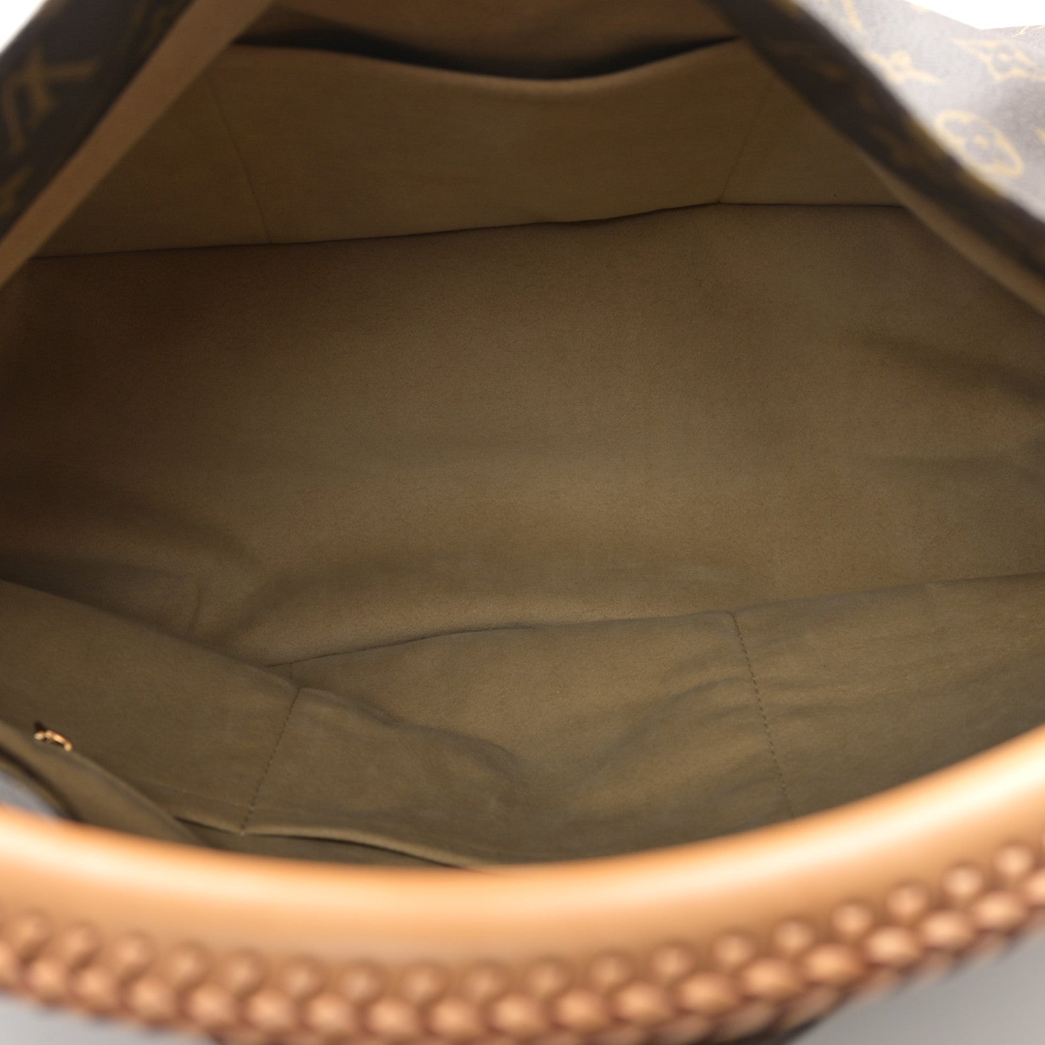 Louis Vuitton Monogram Artsy MM 5 of 10