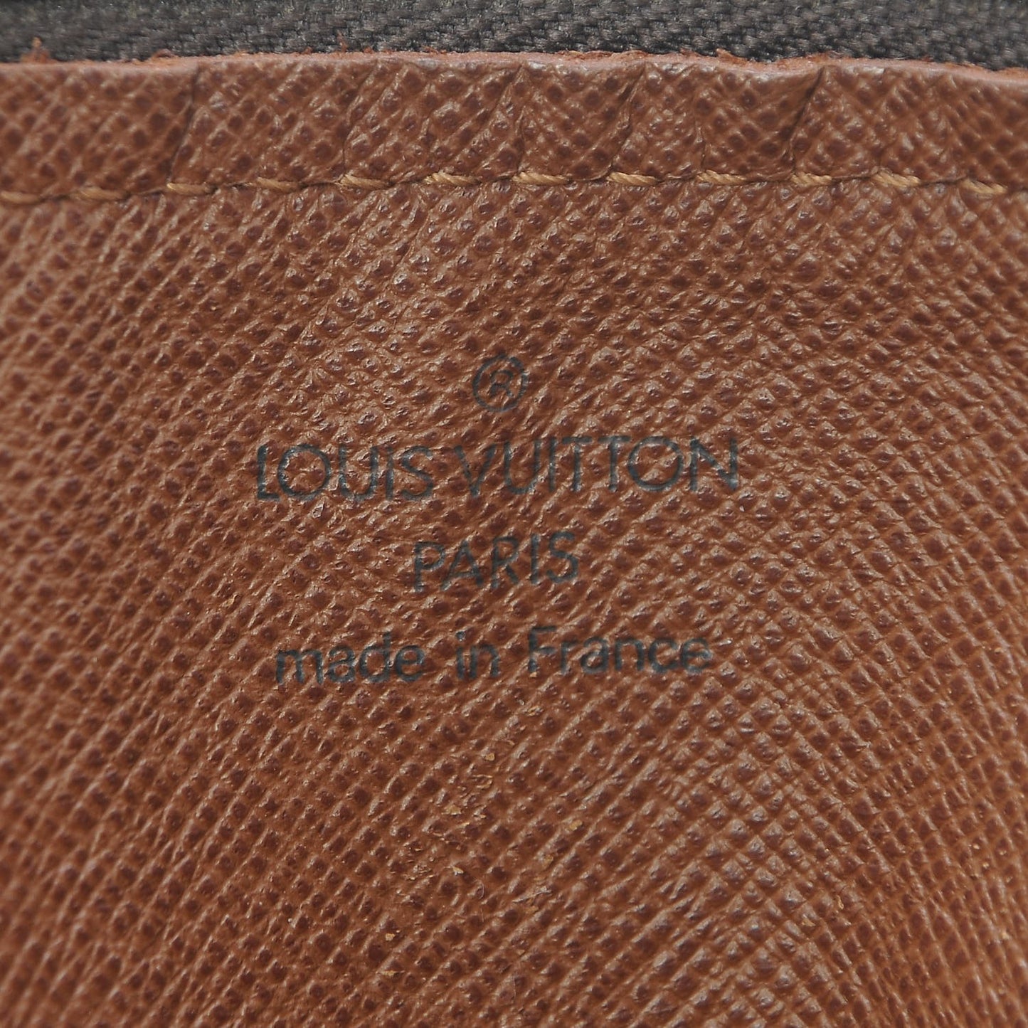 Monogram Papillon 30