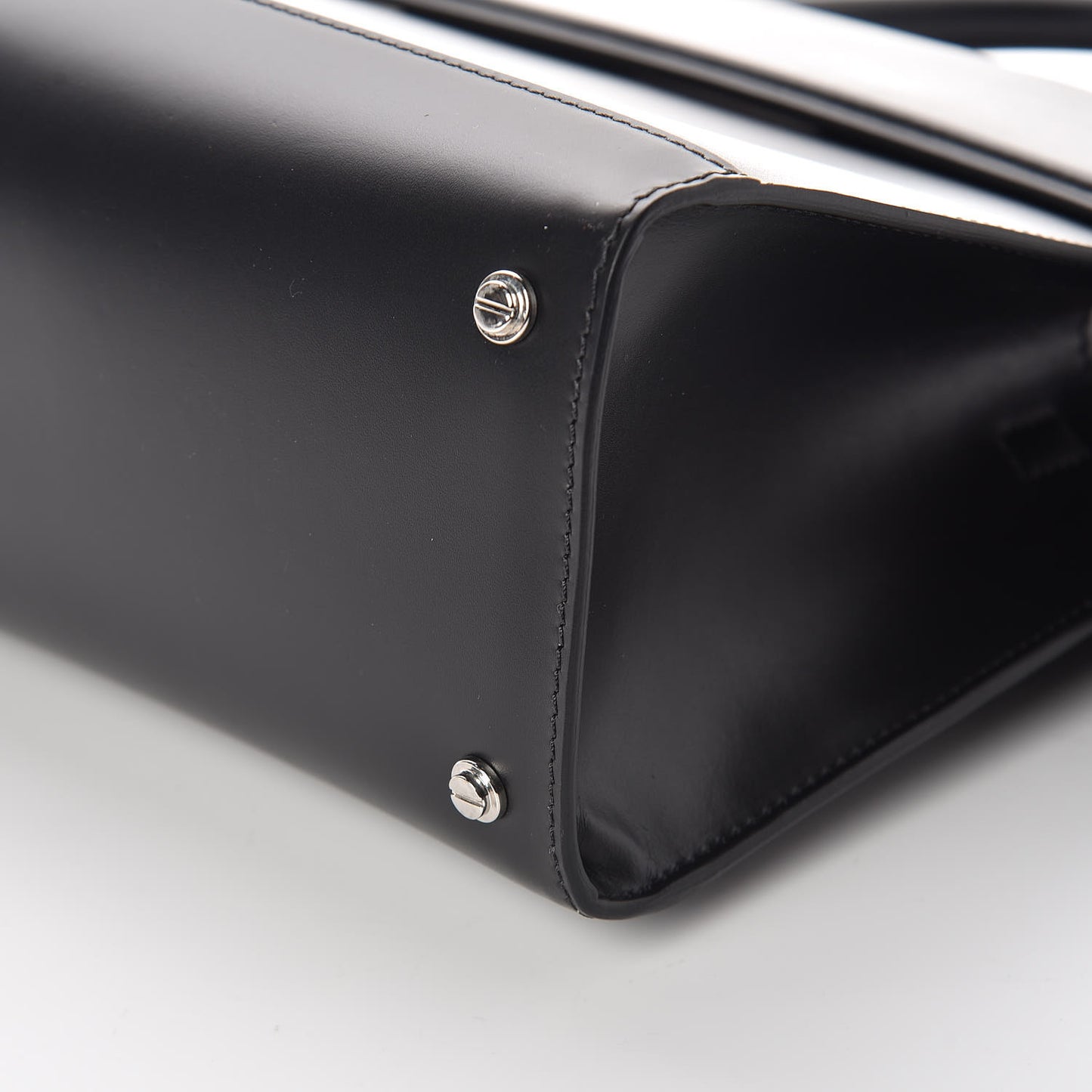 Smooth Calfskin Small Horizon Satchel Black