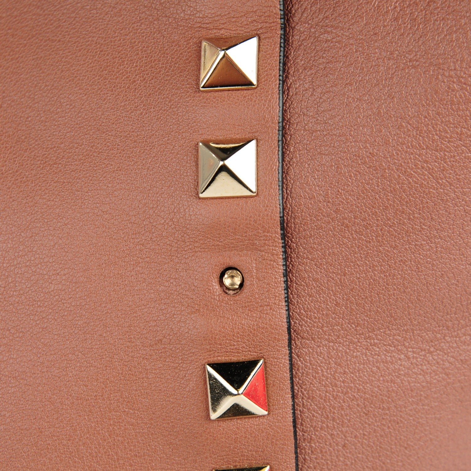 Valentino Garavani Vitello Medium Rockstud Tote Beige 8 of 8