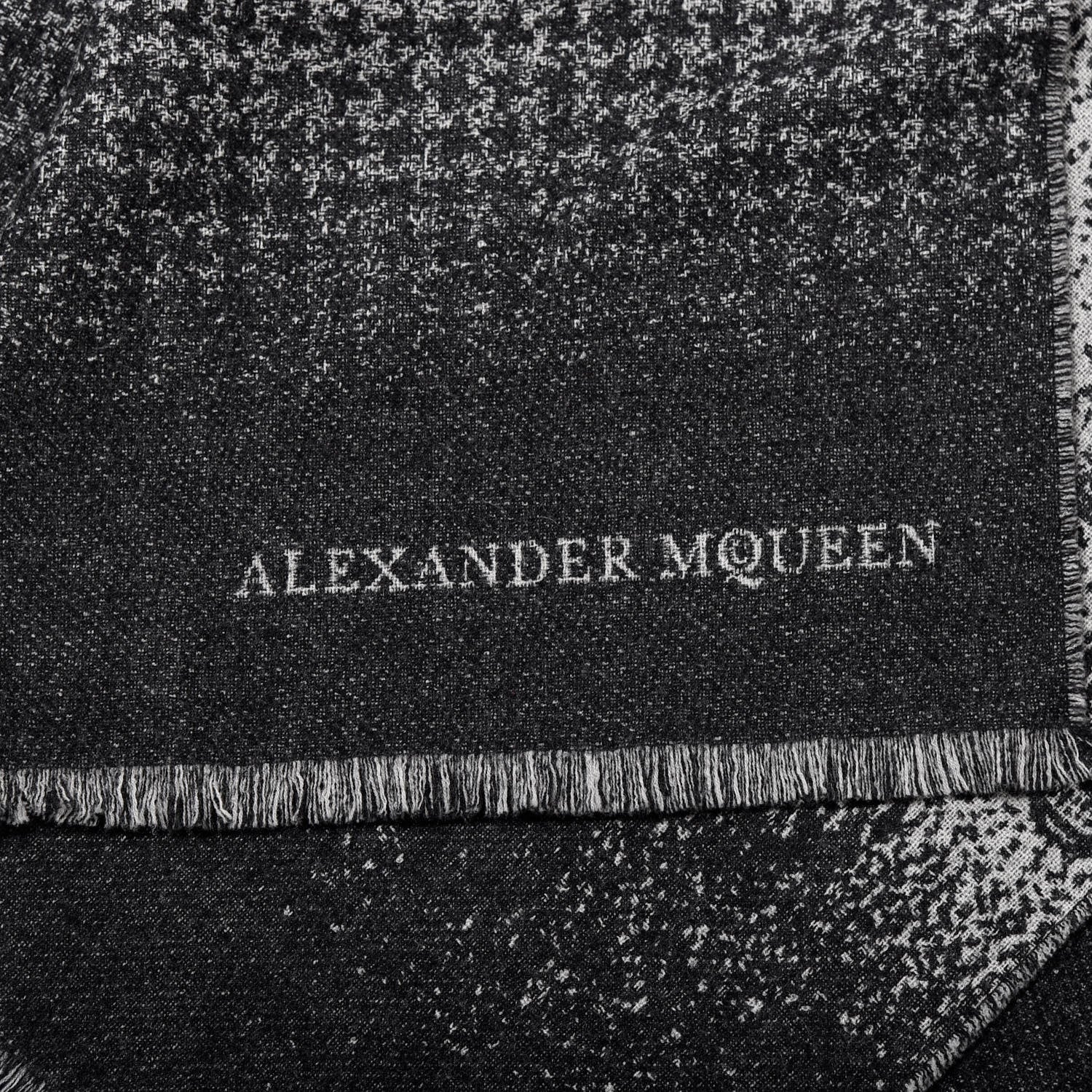 Alexander McQueen Wool Houndstooth Skull Scarf Black 3 of 4