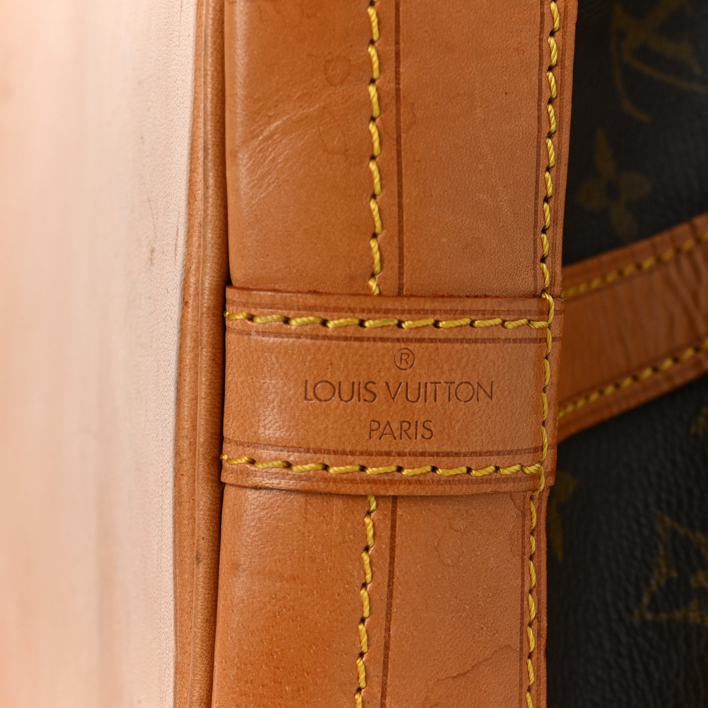 Monogram Noe