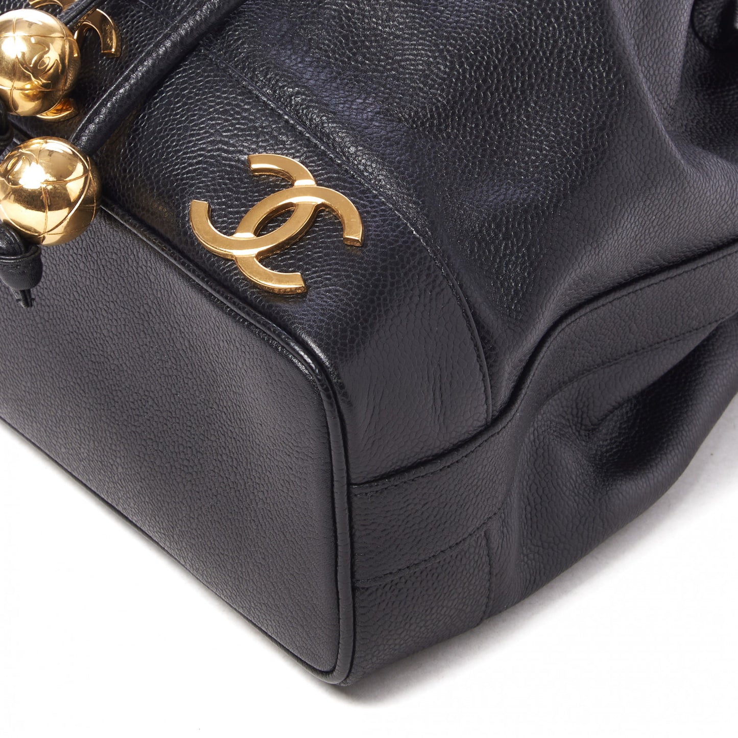 Caviar CC Drawstring Shoulder Bag Black
