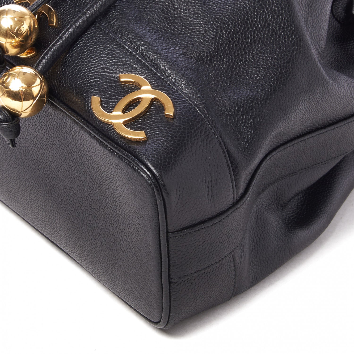Chanel Caviar CC Drawstring Shoulder Bag Black 4 of 8