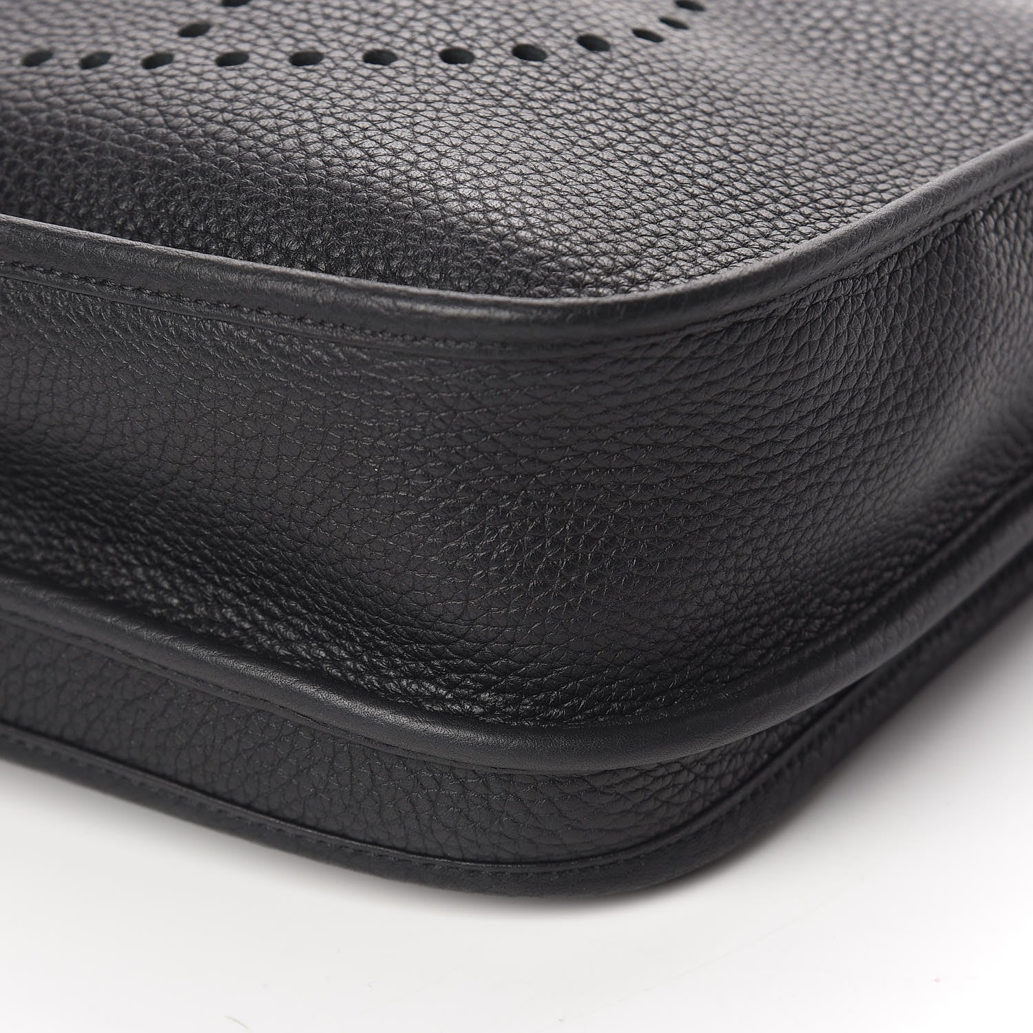 Hermes Taurillon Clemence Evelyne III PM Black 11 of 12