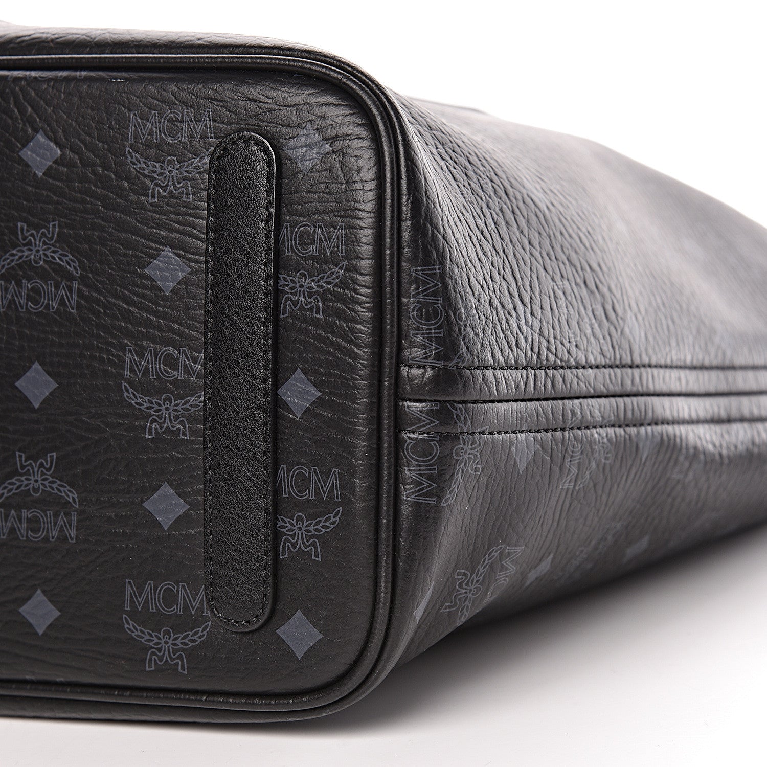 MCM Visetos Medium Liz Reversible Shopper Tote Black 14 of 17
