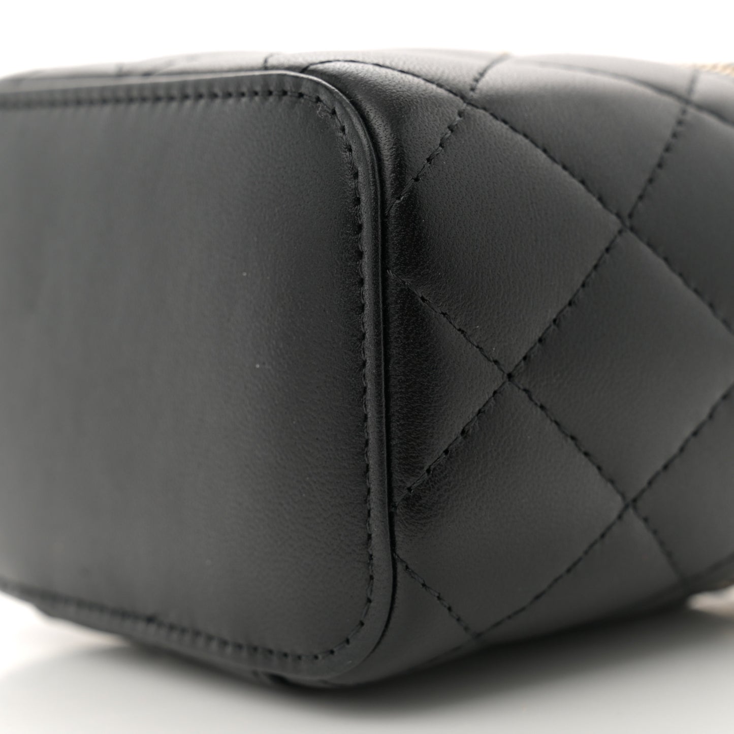 Lambskin Quilted Mini Vanity Case With Pearl Chain Black