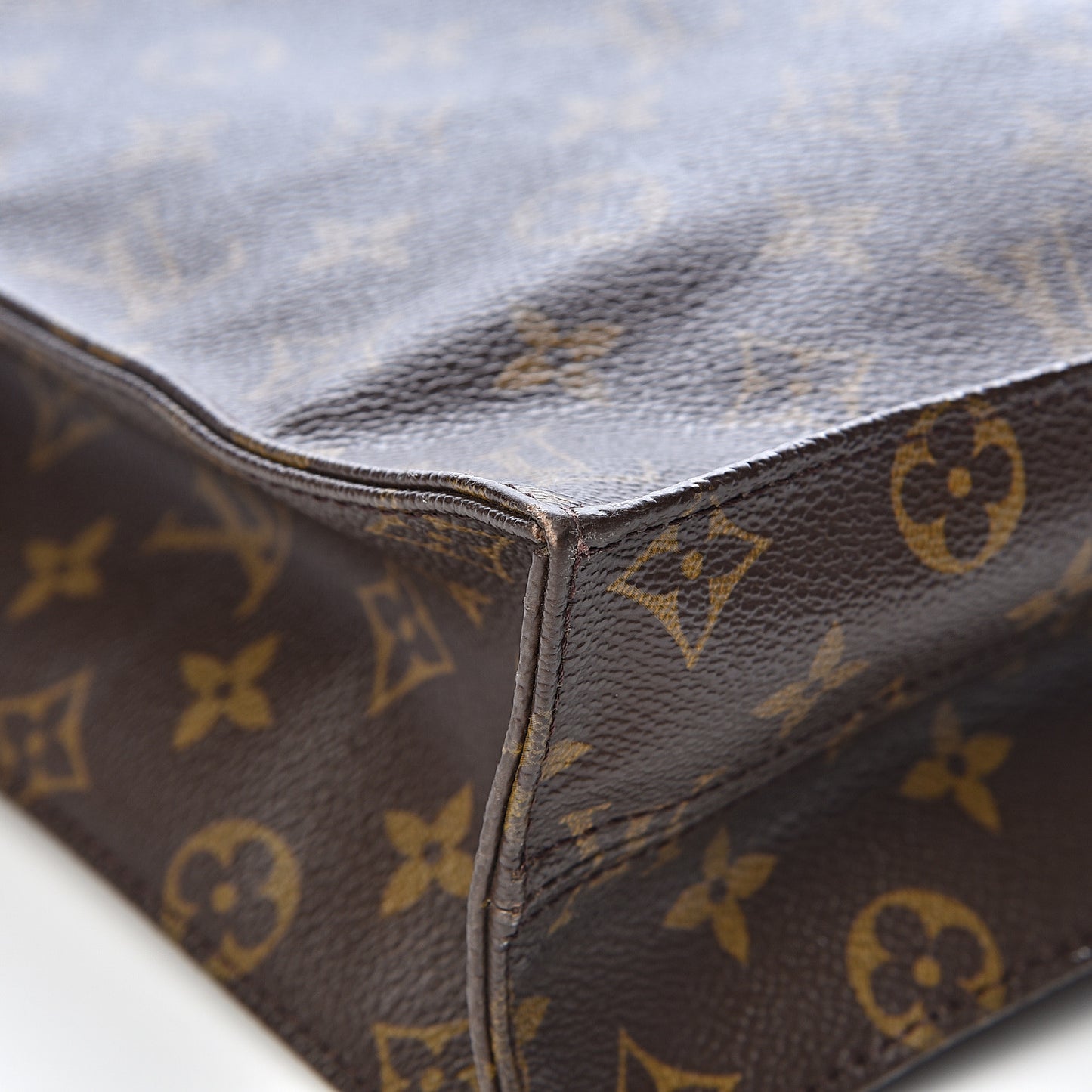 Monogram Sac Plat
