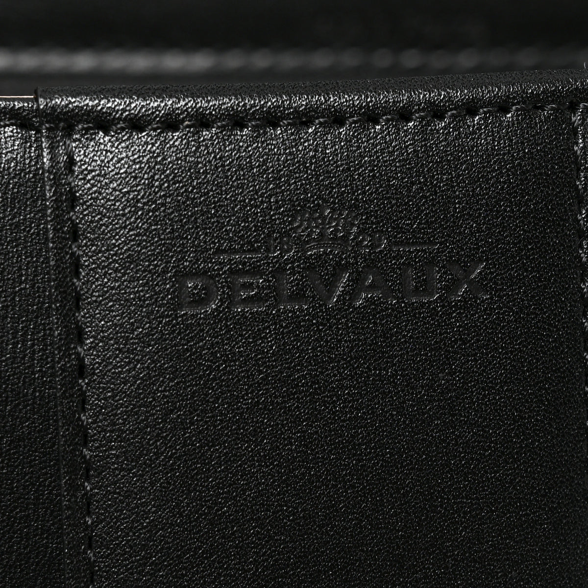 Box Calfskin L'Humour MM Brillant Satchel Black