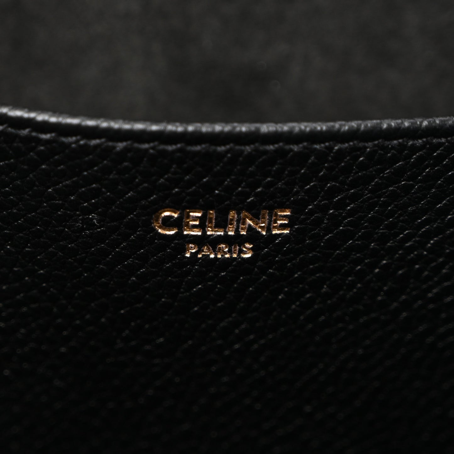 Grained Calfskin Triomphe Medium Cabas Anais Black