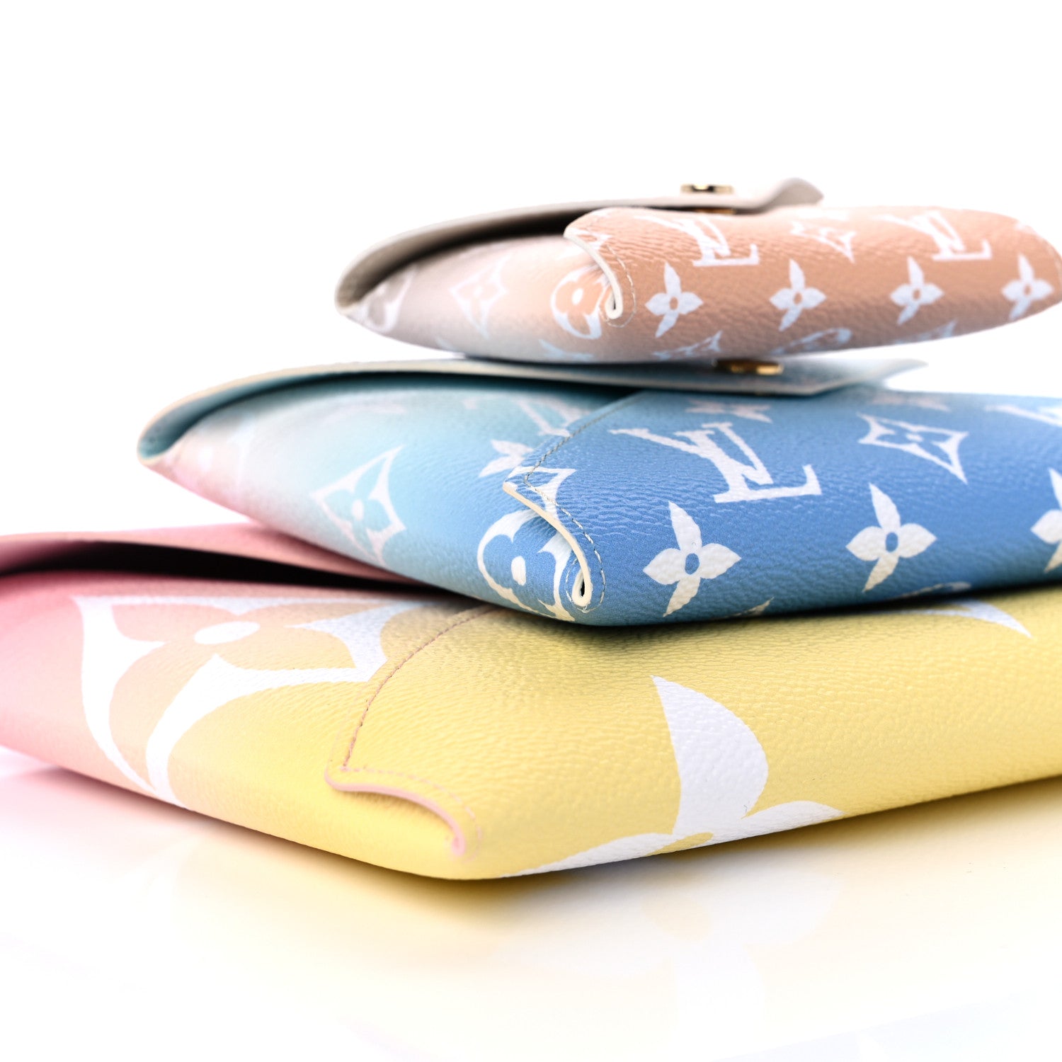 Louis Vuitton Monogram Giant By The Pool Kirigami Pochette Set 9 of 11