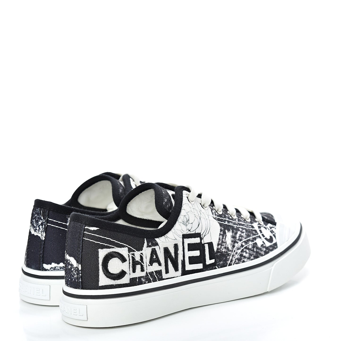 Printed Fabric Low Top Logo Sneakers 39 White Black