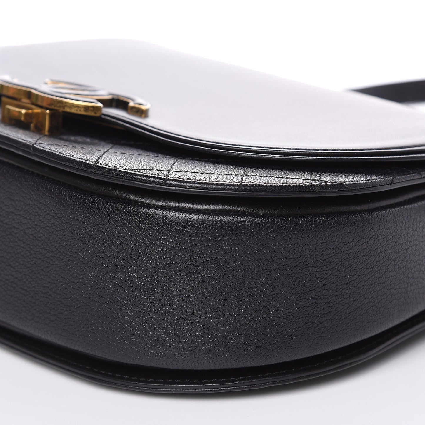 Shiny Calfskin Goatskin Quilted Medium Coco Curve Messenger Flap Black