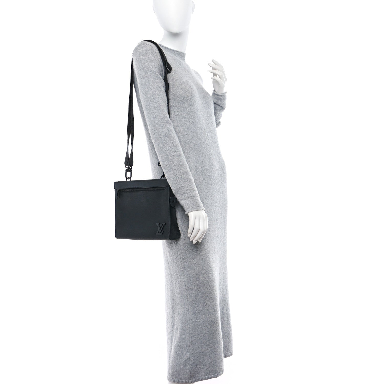 Louis Vuitton Calfskin Aerogram Messenger Black 2 of 8