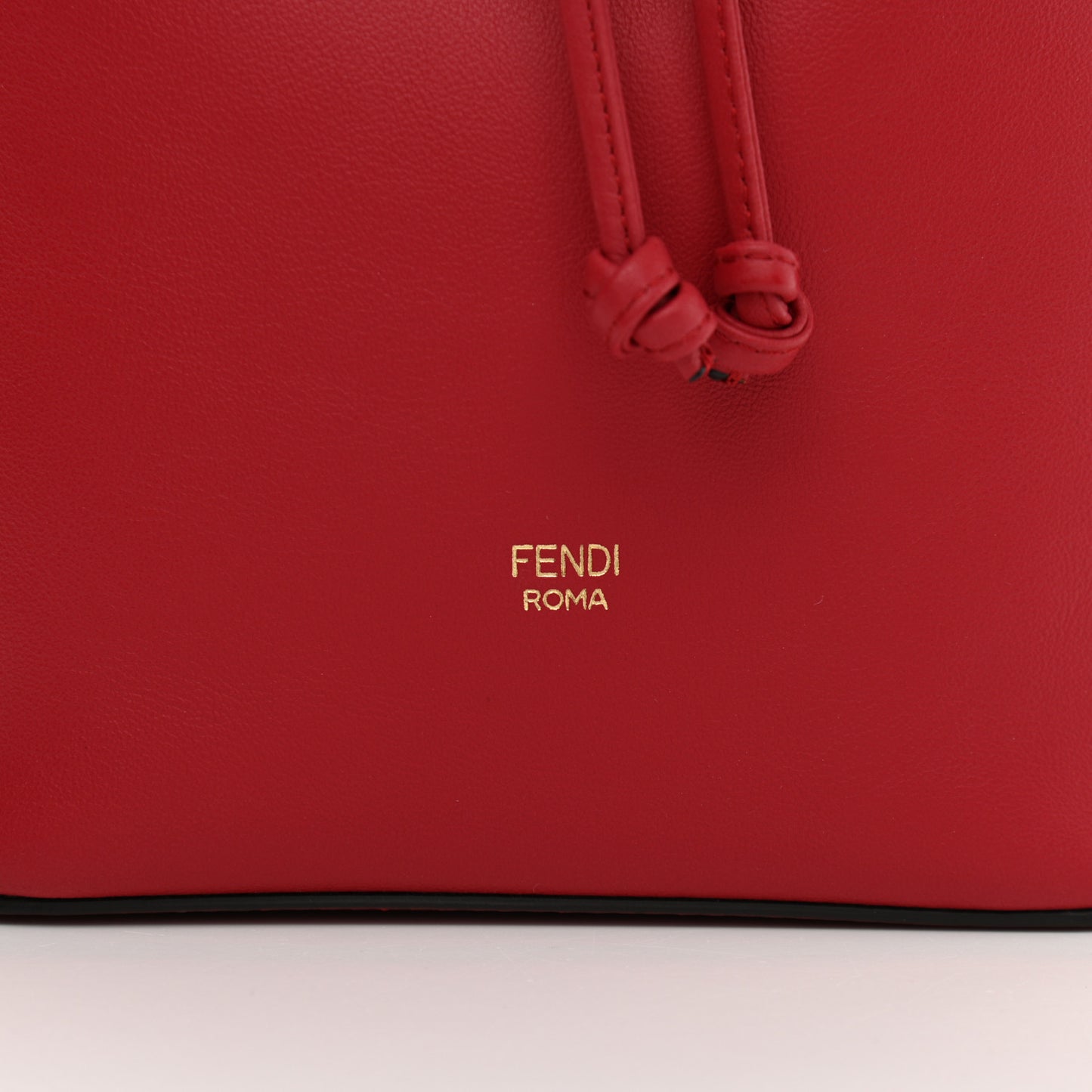 Vitello Grace Matte F is Fendi Grande Mon Tresor Bucket Bag Fragola