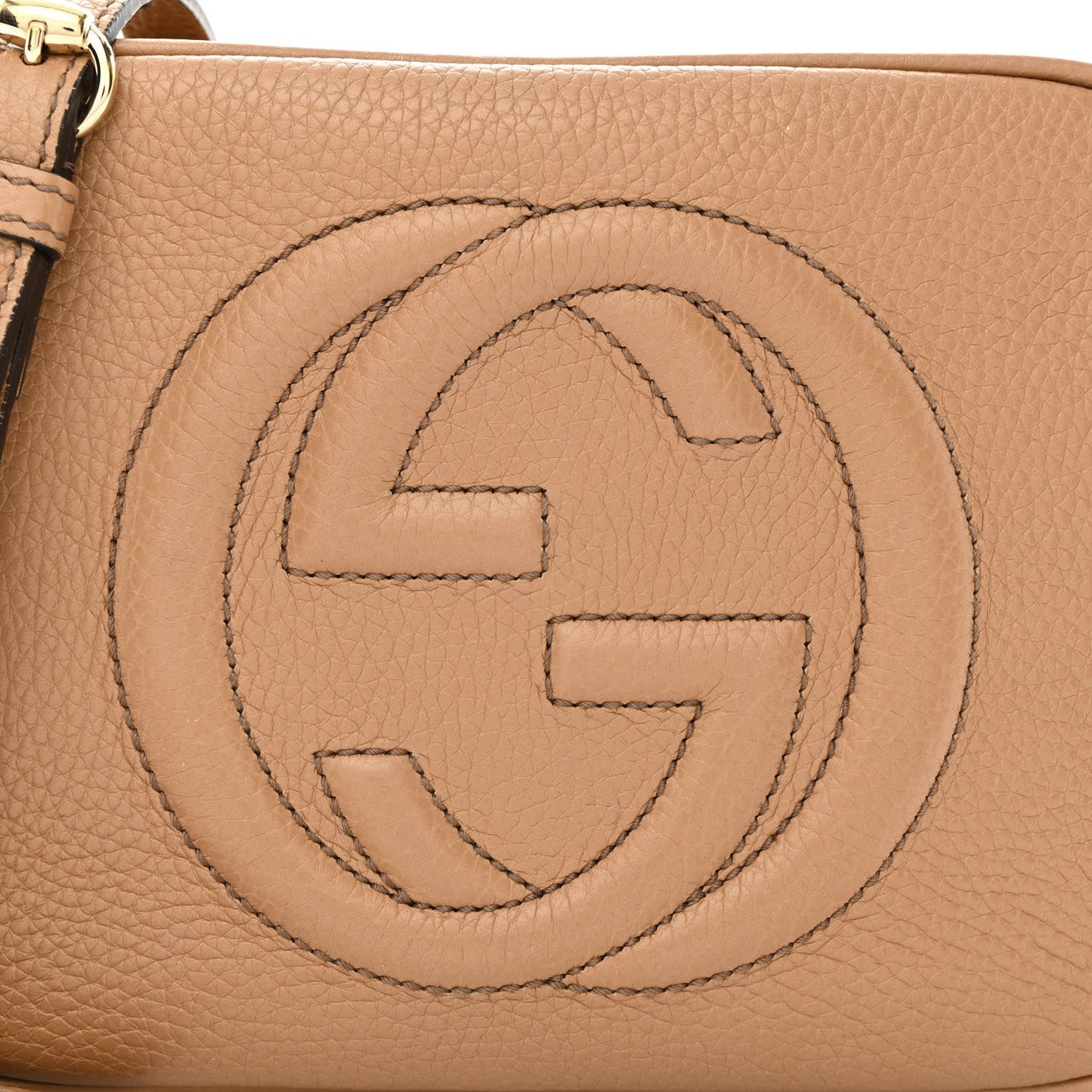 Pebbled Calfskin Small Soho Disco Bag Camelia