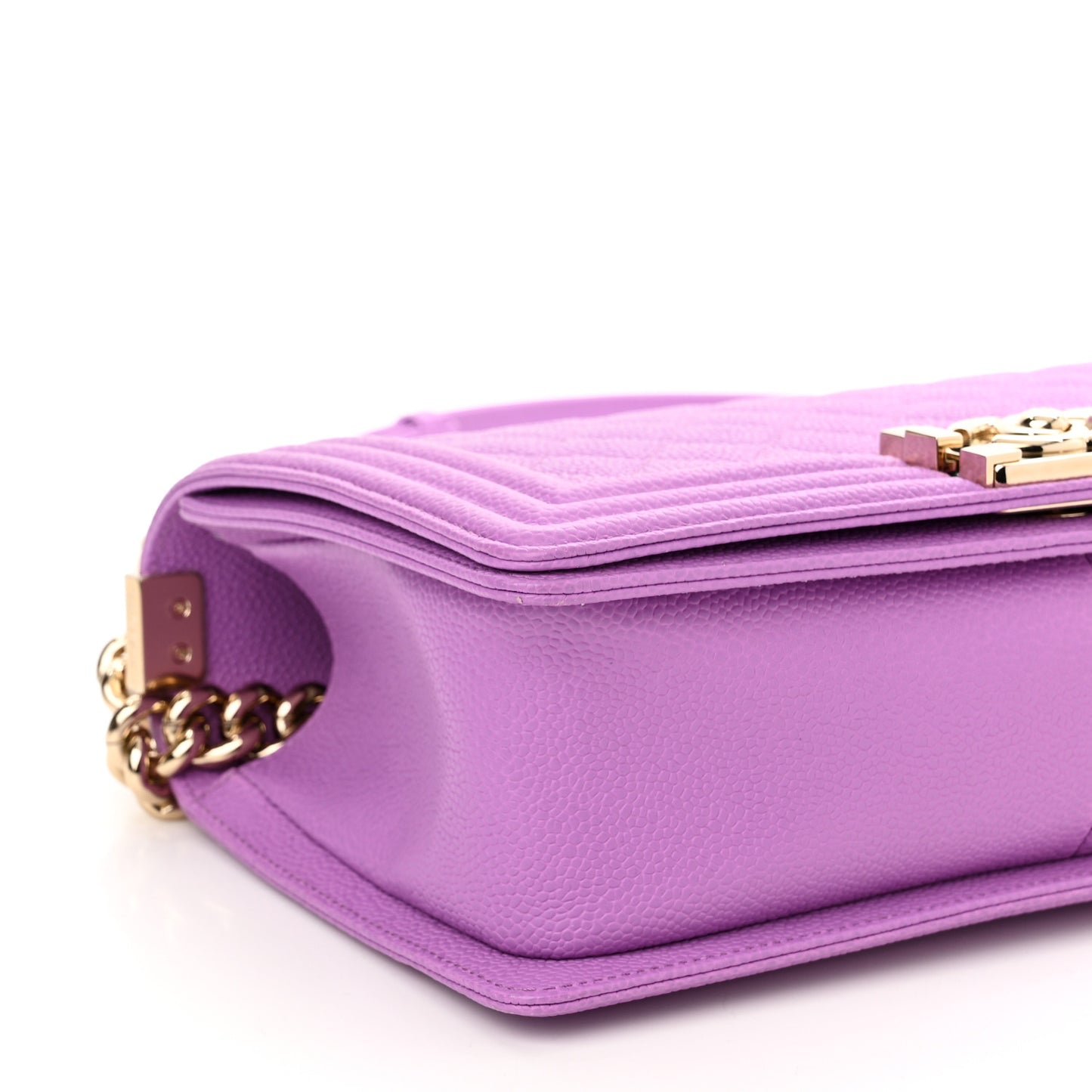Caviar Quilted Medium Boy Flap Purple