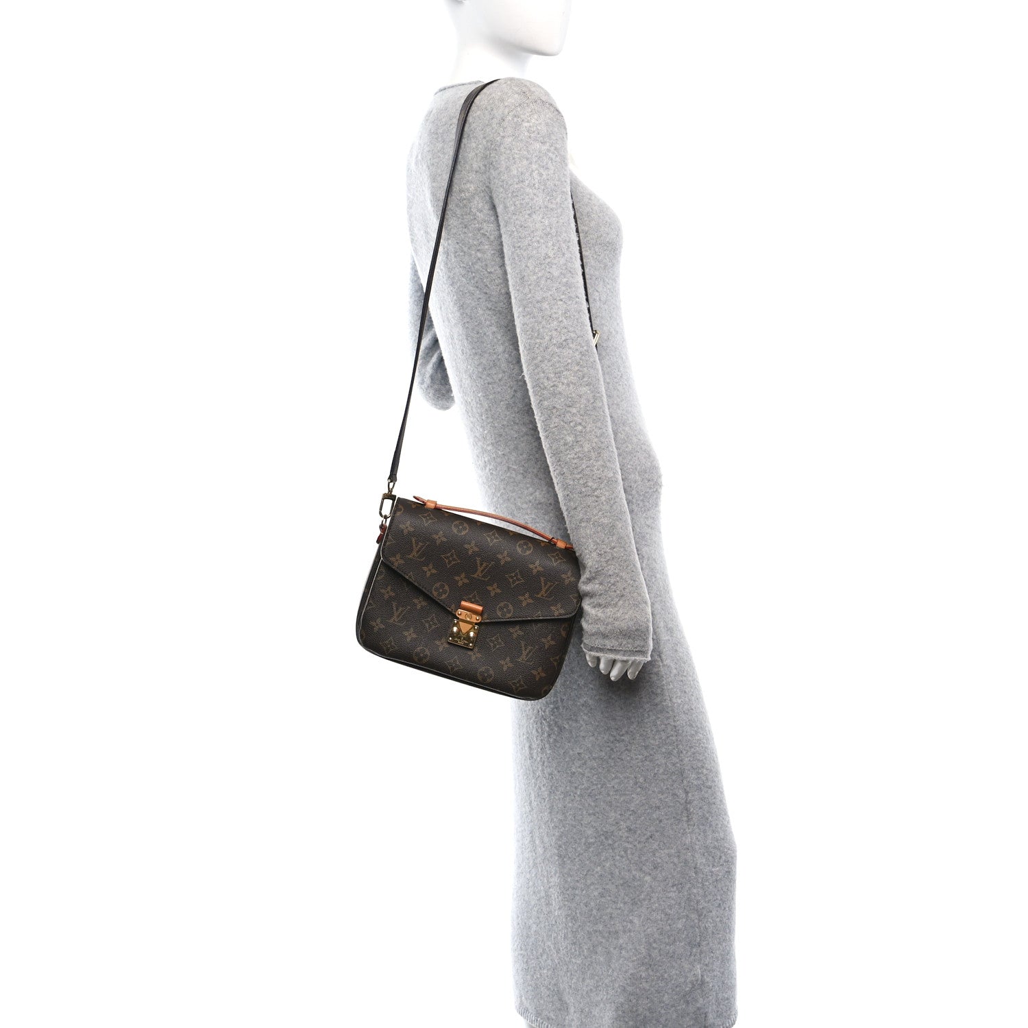 Louis Vuitton Monogram Pochette Metis 2 of 11