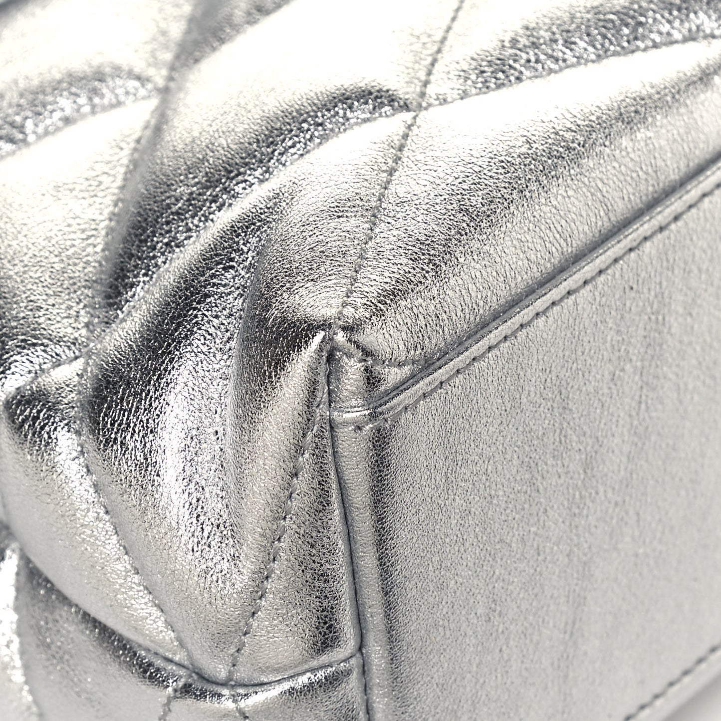 Metallic Lambskin Quilted Sade Puffer Envelope Clutch Argento