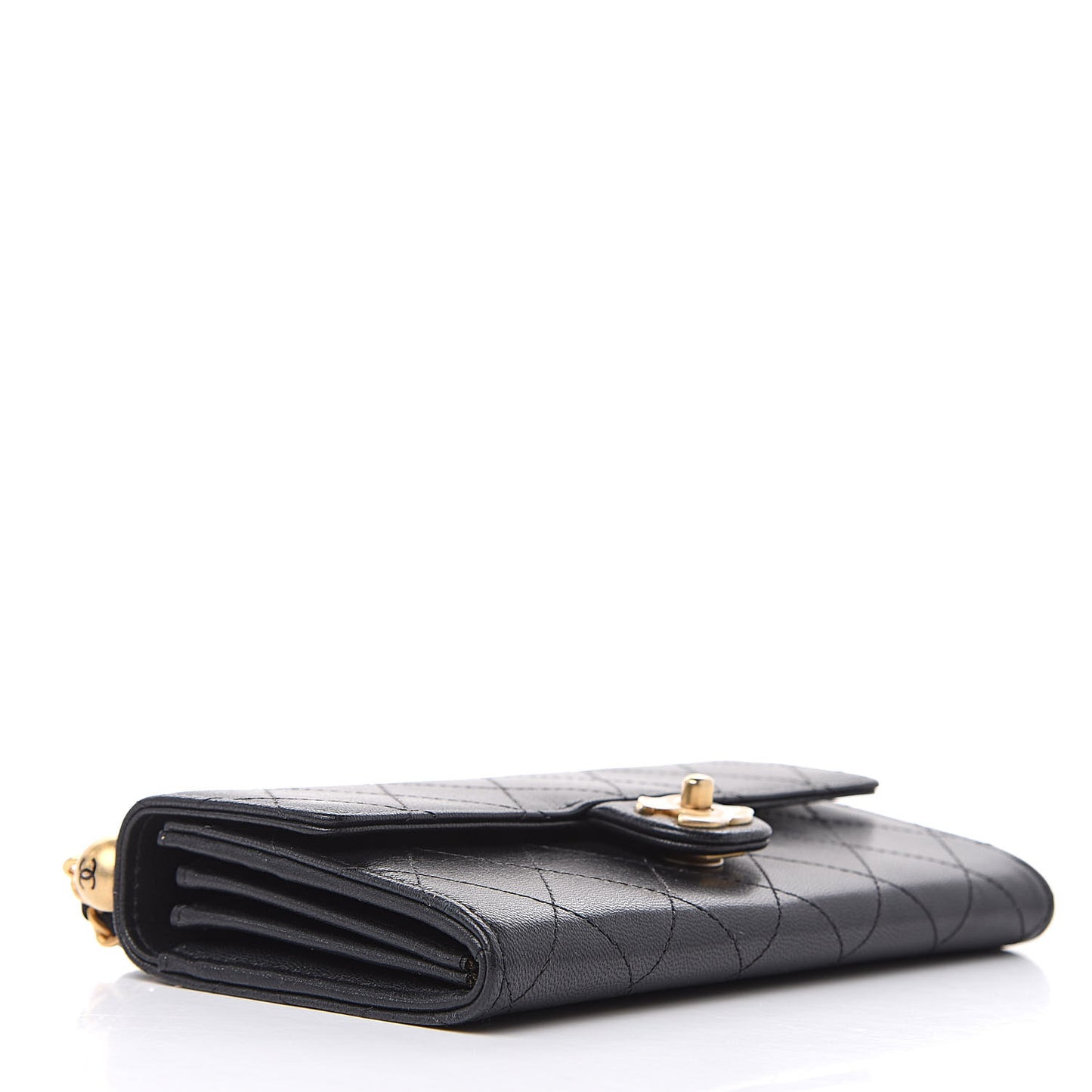 Goatskin Quilted Chic Pearls Clutch With Chain Black